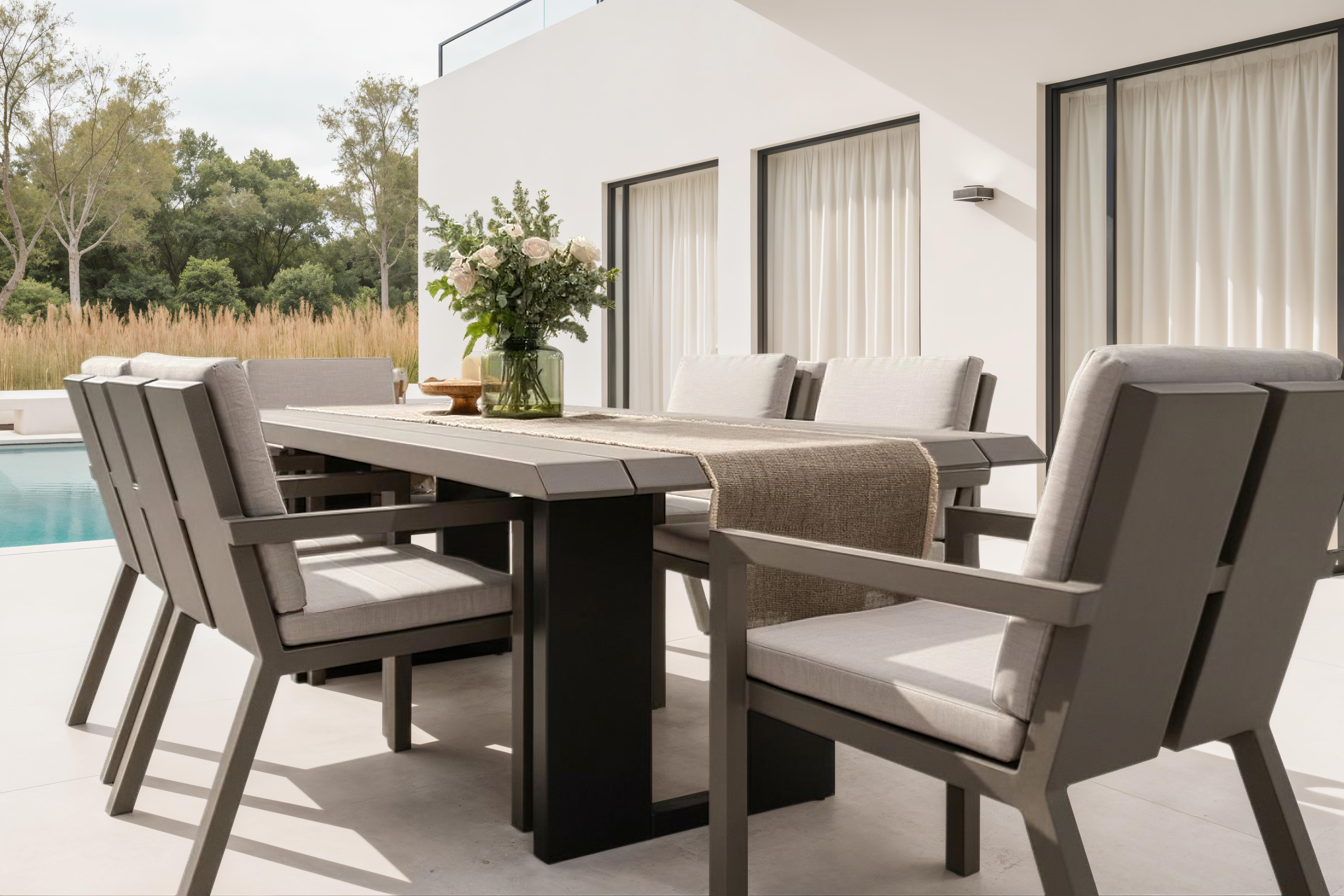 Larkspur Dining Table - Sintered Stone