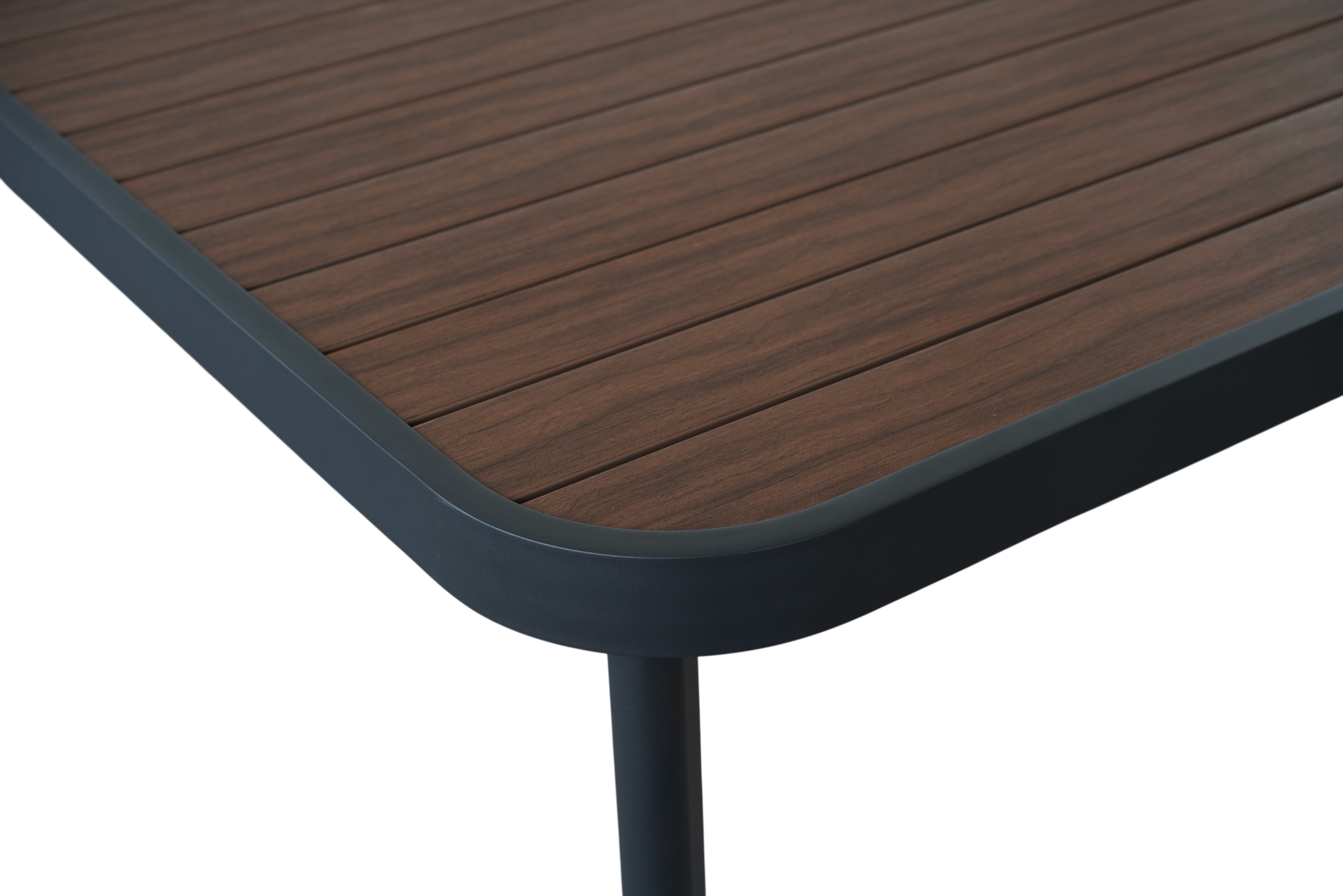 Sereno Dining Table